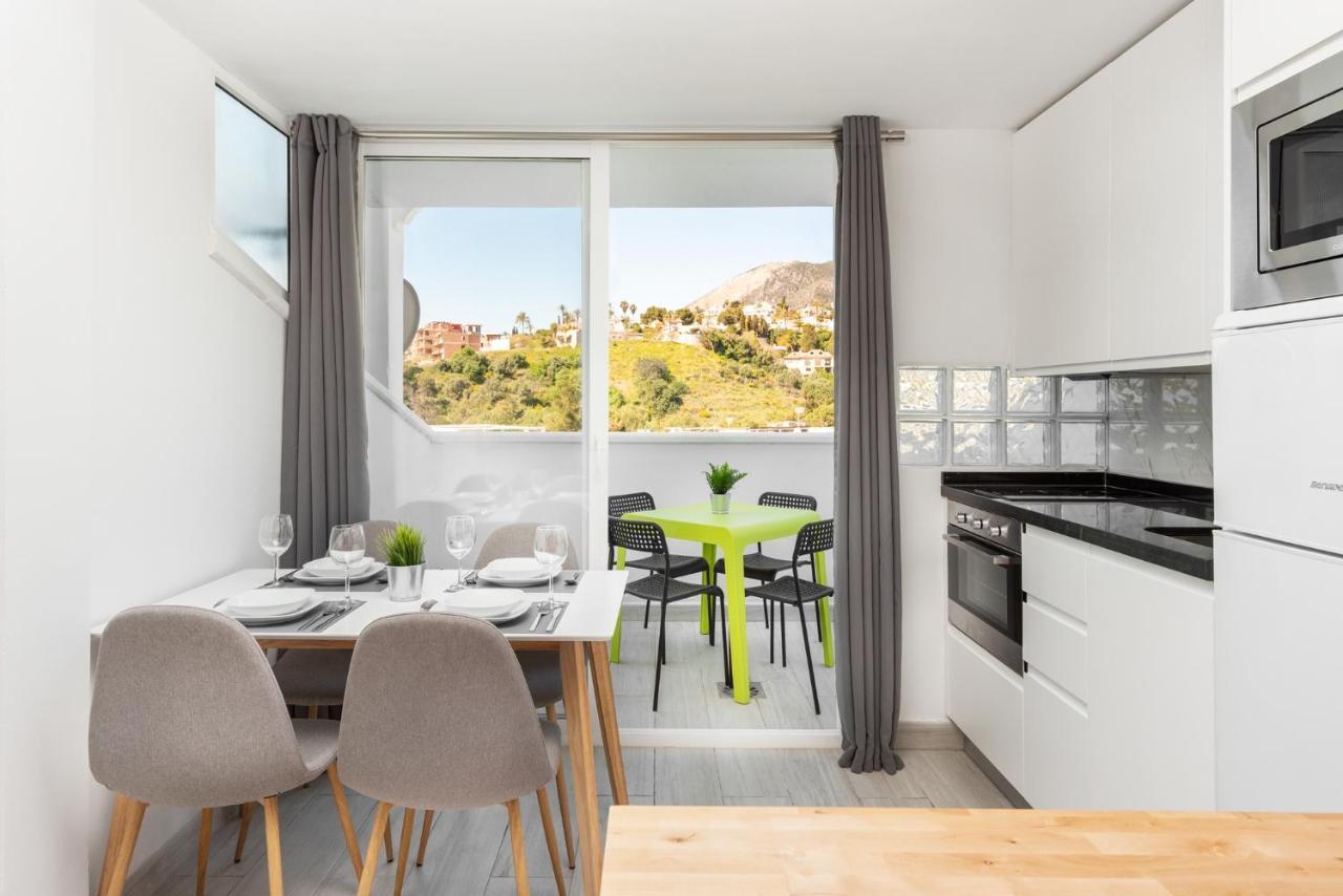 Apartment Dana I Eurogolf, Vistas, Wifi, Piscina Y Parking Benalmadena